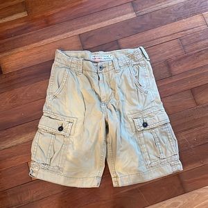 American eagle classic playing cargo shorts